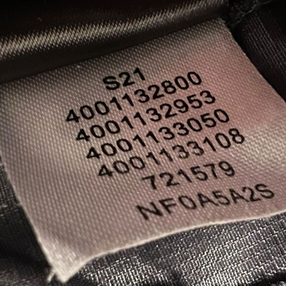 The NORTH FACE Mens 34 Gray Cargo Short - Picture 6 of 10